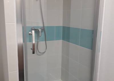 BH-Déco - Sylvie Samain - Rénovation maison accessibilité PMR salle de bain douche des enfants