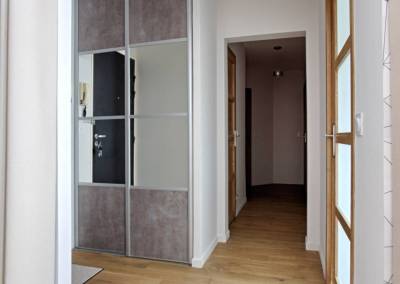 BH-Déco - Sylvie Samain, rénovation totale d'un appartement couloirs dressing